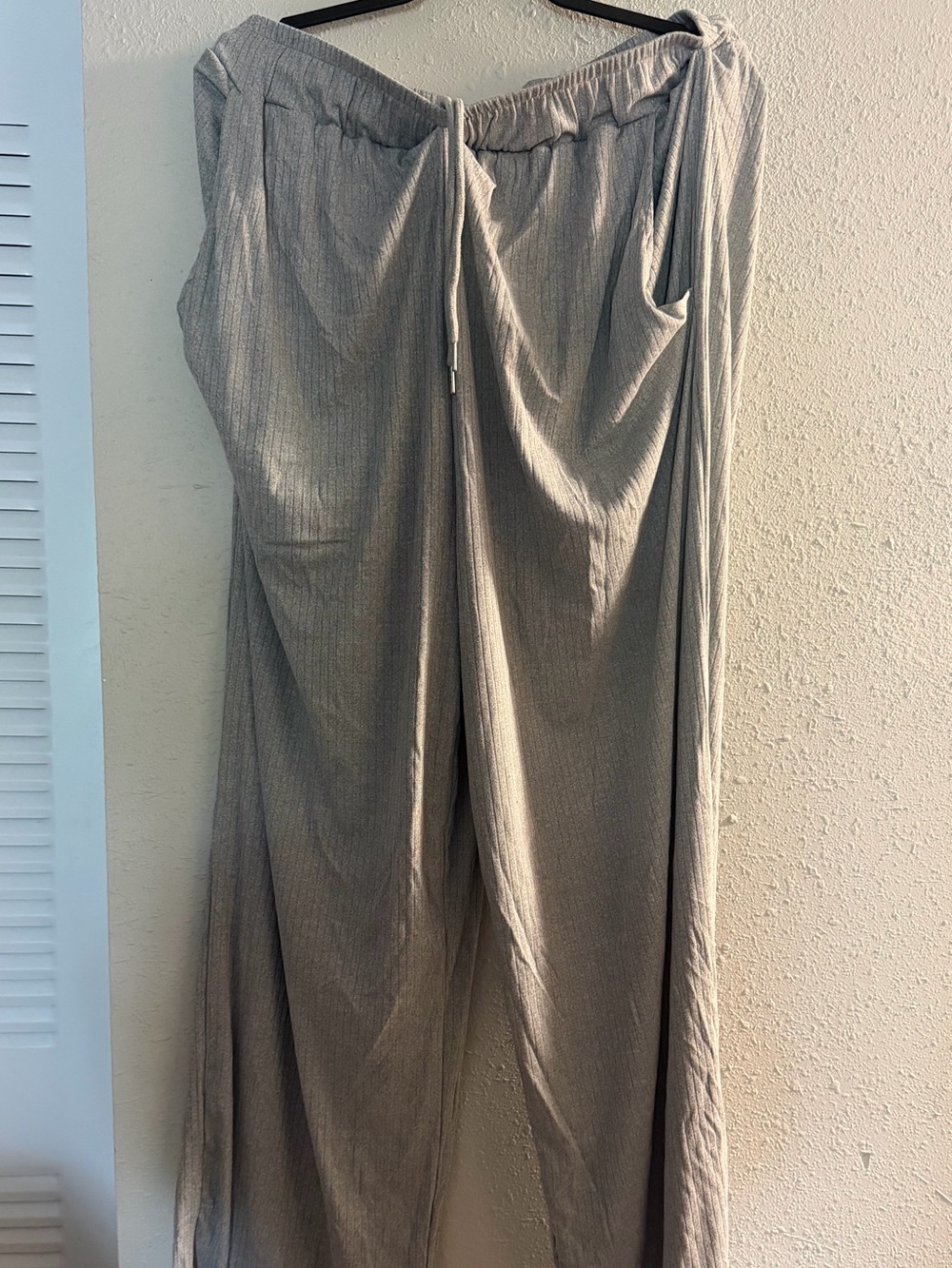 Rampage Gray Ribbed Drawstring Joggers - Picture 2 of 5